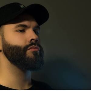 Meet your Posher, Tommy